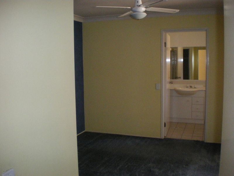 19 Nolan Place, Calamvale QLD 4116