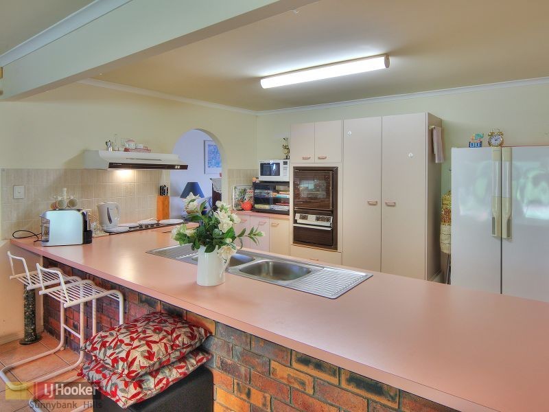 44 Chateau Street, Calamvale QLD 4116