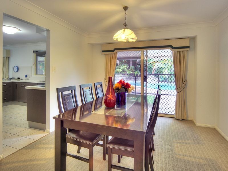 11 Yewleaf Place, Calamvale QLD 4116