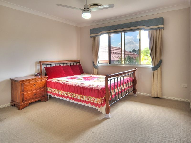 11 Yewleaf Place, Calamvale QLD 4116