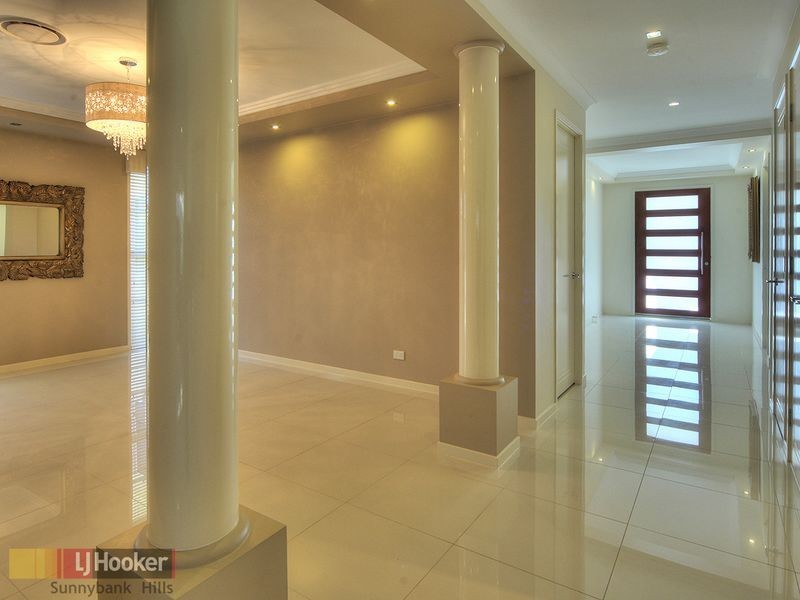 Eight Mile Plains QLD 4113