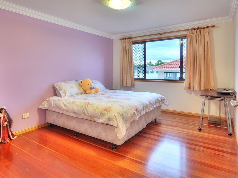 50 Dandelion Street, Eight Mile Plains QLD 4113