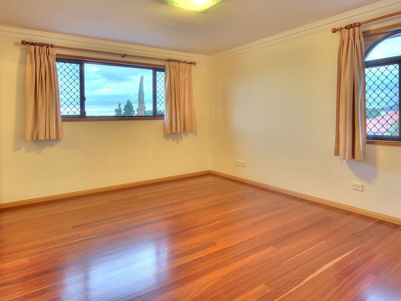 50 Dandelion Street, Eight Mile Plains QLD 4113