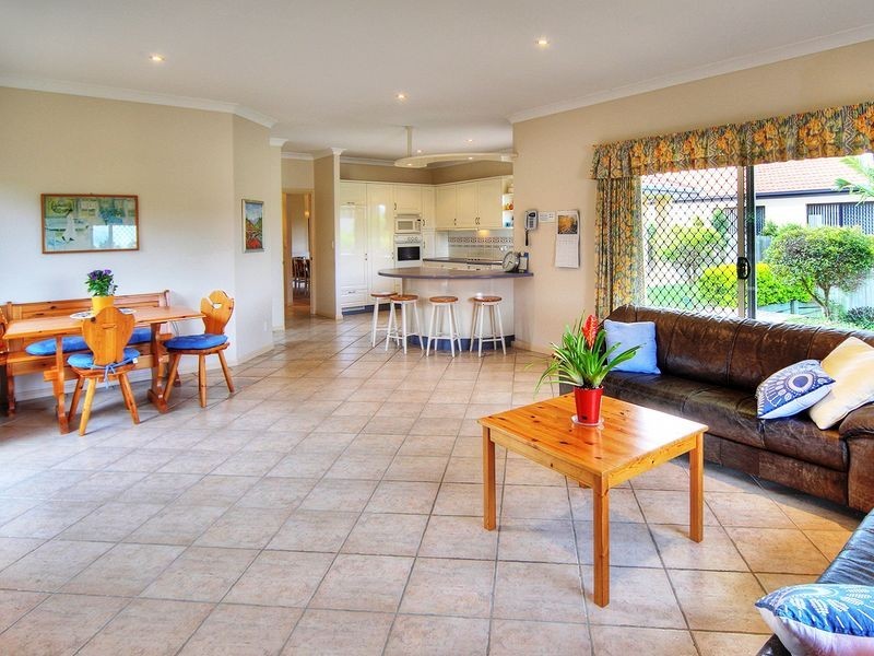 3 Boronia Close, Calamvale QLD 4116