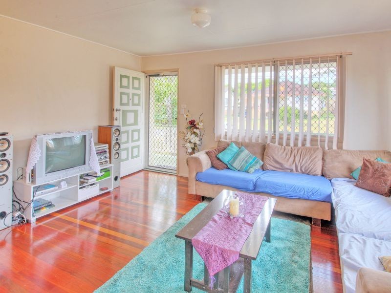 31 Baroda Street, Coopers Plains QLD 4108