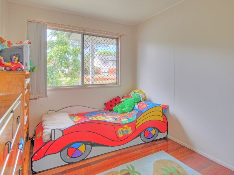 31 Baroda Street, Coopers Plains QLD 4108