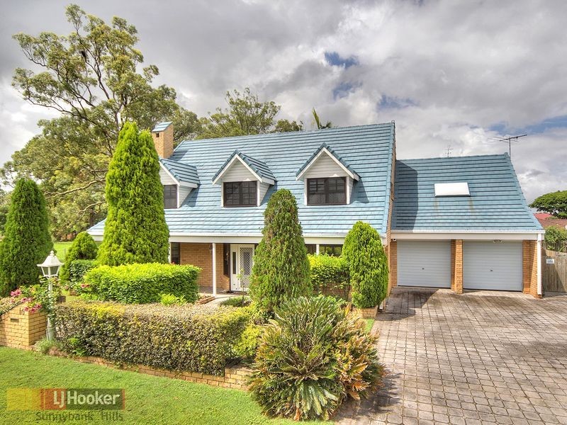 16 Orpheus Street, Robertson QLD 4109