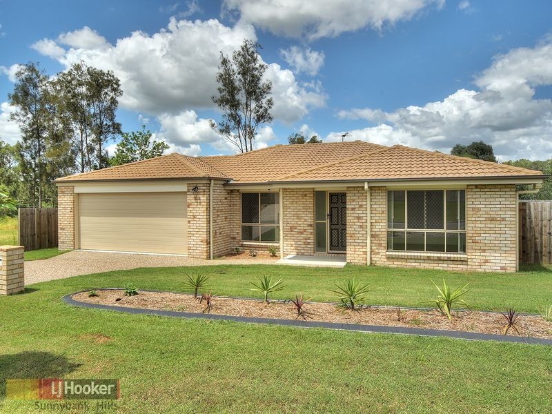 8 Linfield St, Hillcrest QLD 4118
