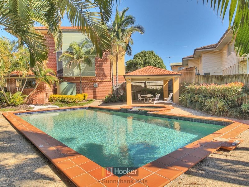 18 Whitley Street, Mount Gravatt East QLD 4122