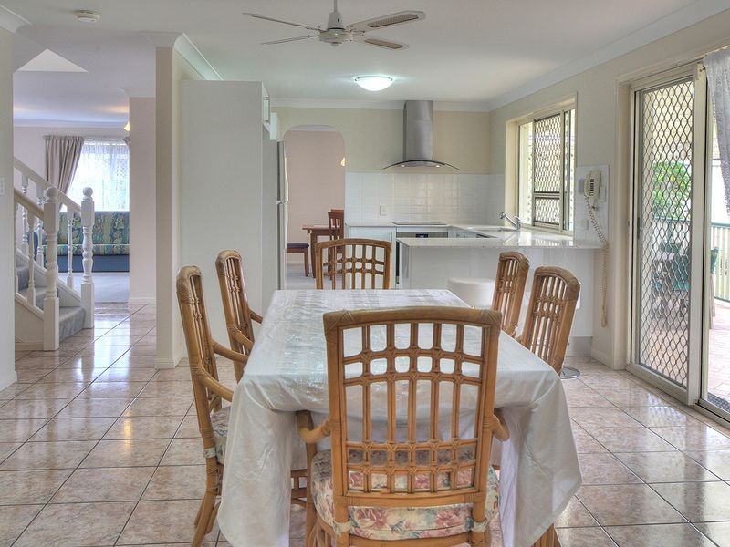 87 Golden Rain Place, Stretton QLD 4116