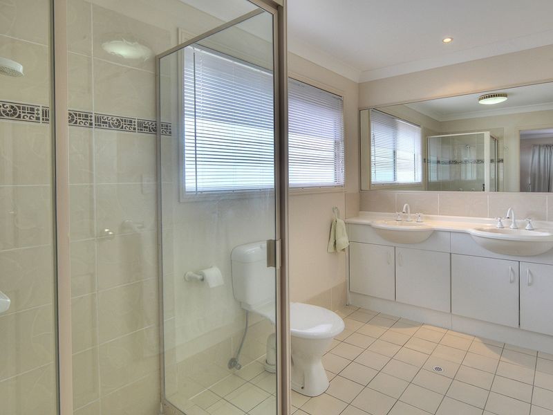 87 Golden Rain Place, Stretton QLD 4116