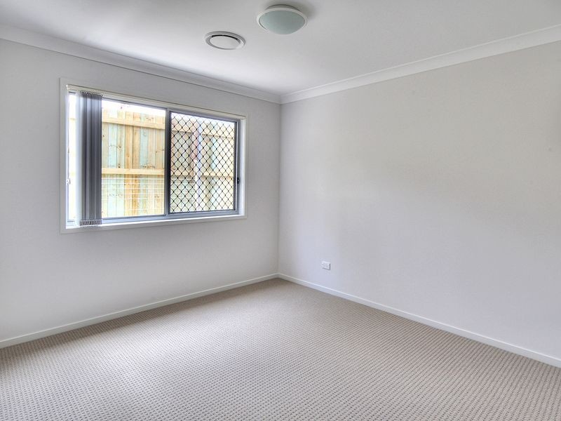 10 Harvey Place, Calamvale QLD 4116