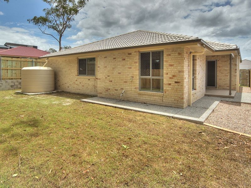 10 Harvey Place, Calamvale QLD 4116