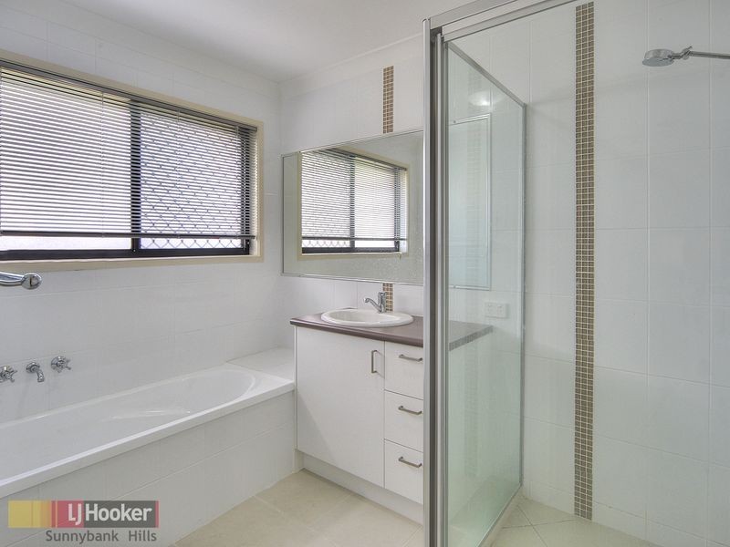 7 Dily St, Hillcrest QLD 4118