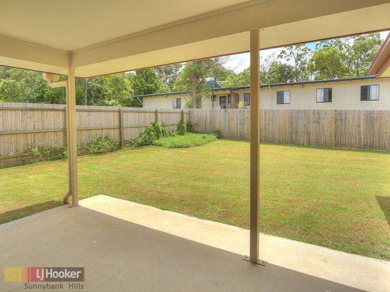 7 Dily St, Hillcrest QLD 4118