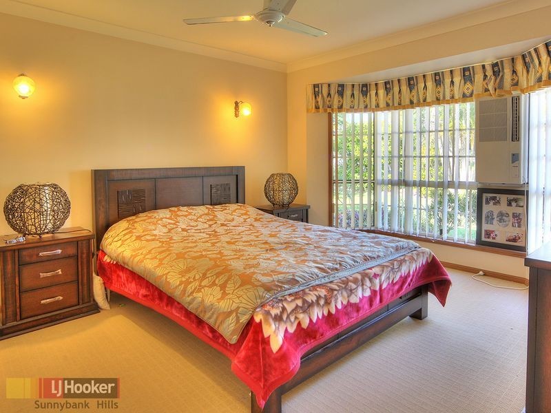 14 Ironbark Place, Calamvale QLD 4116