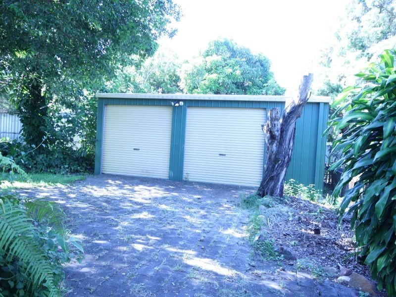 8 Alrak Av, Browns Plains QLD 4118