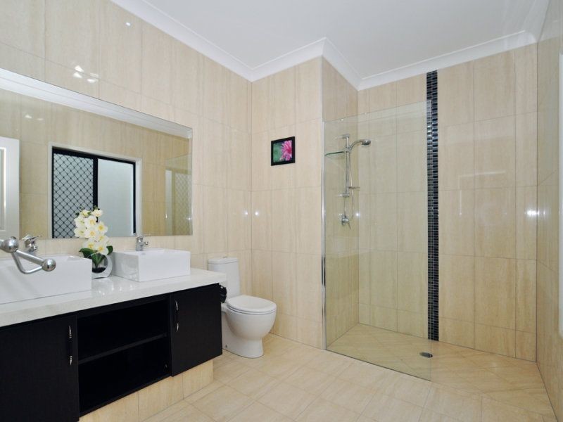 3 Parnassus Street, Robertson QLD 4109