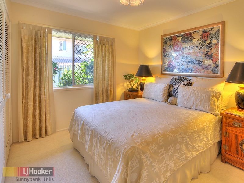 6 Akora Street, Macgregor QLD 4109