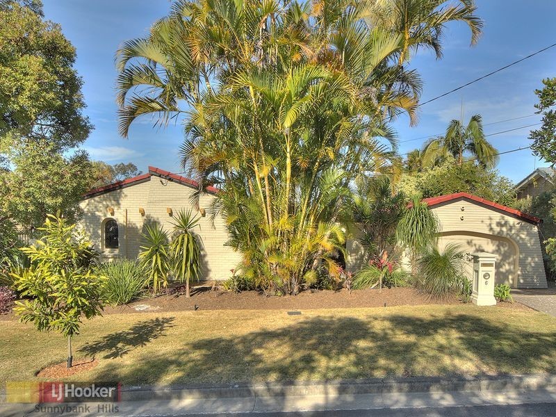 6 Akora Street, Macgregor QLD 4109