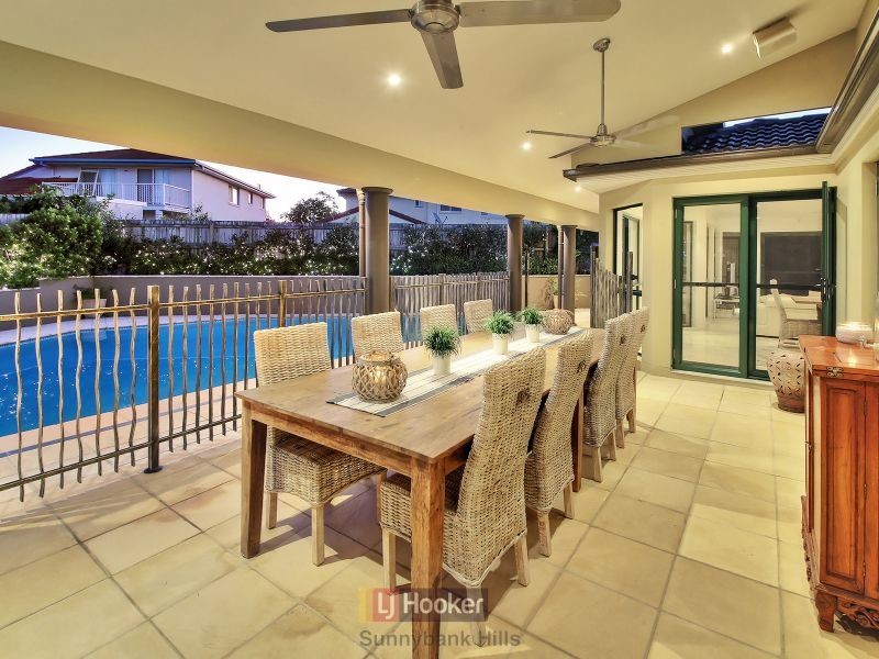 35 Regency Place, Stretton QLD 4116
