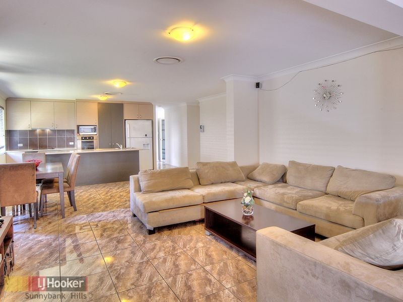 33 Injune Circuit, Calamvale QLD 4116