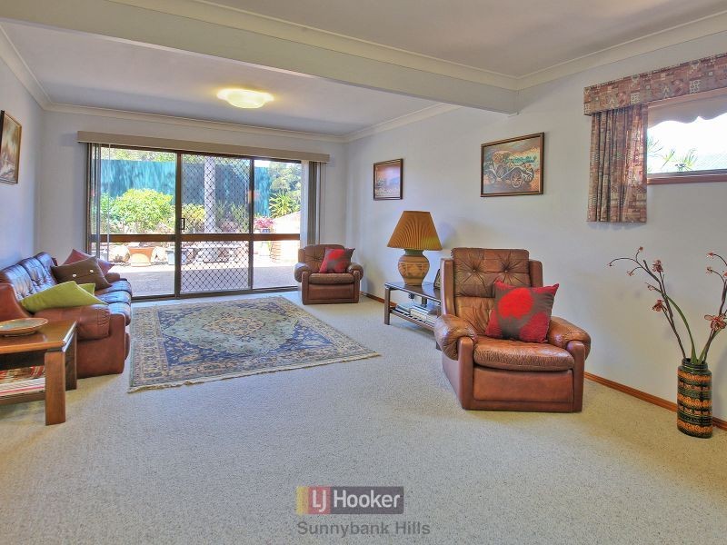 19 Hoover Court, Stretton QLD 4116