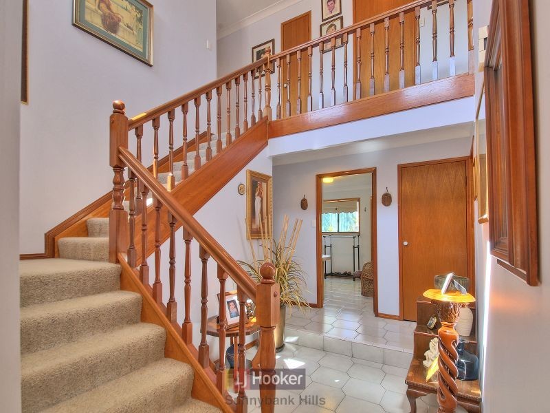 19 Hoover Court, Stretton QLD 4116