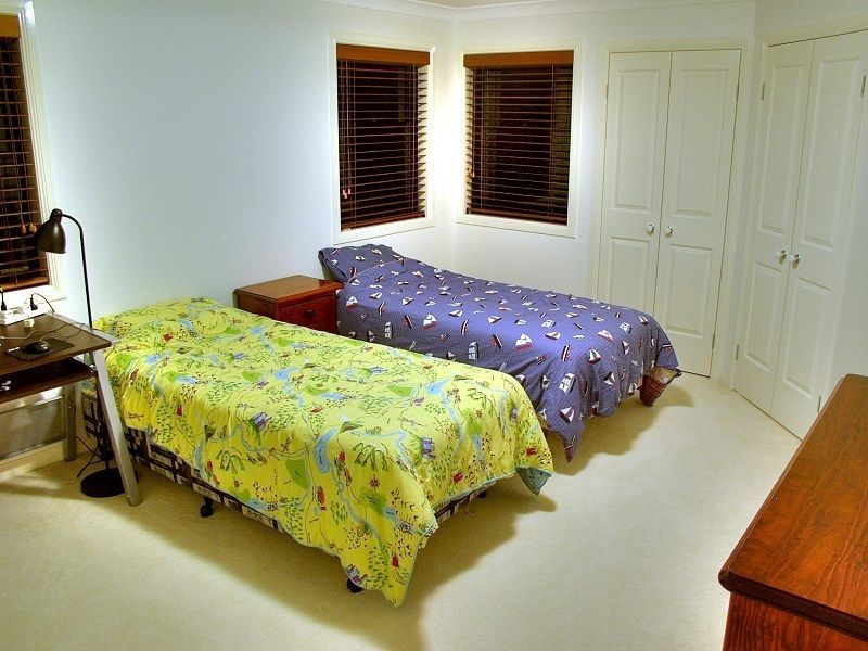 31 Eaton Place, Wishart QLD 4122