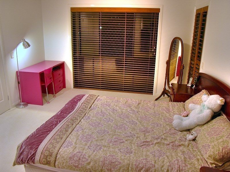 31 Eaton Place, Wishart QLD 4122