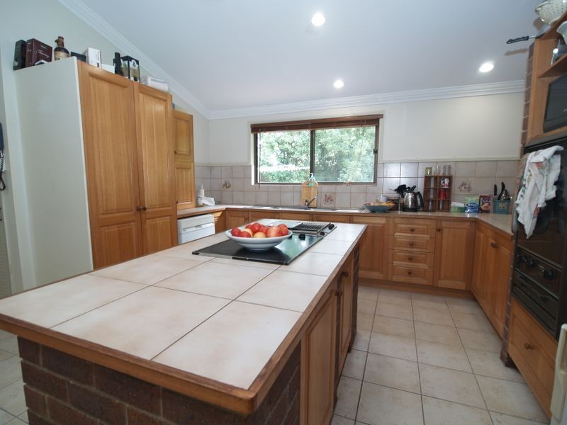 218 Rosia Road, Park Ridge QLD 4125