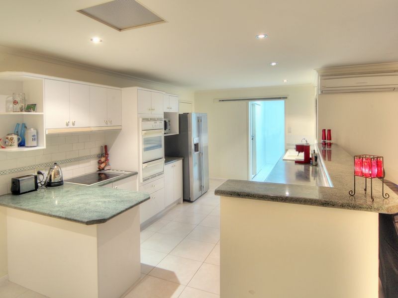 12 Ceratonia Street, Sunnybank Hills QLD 4109