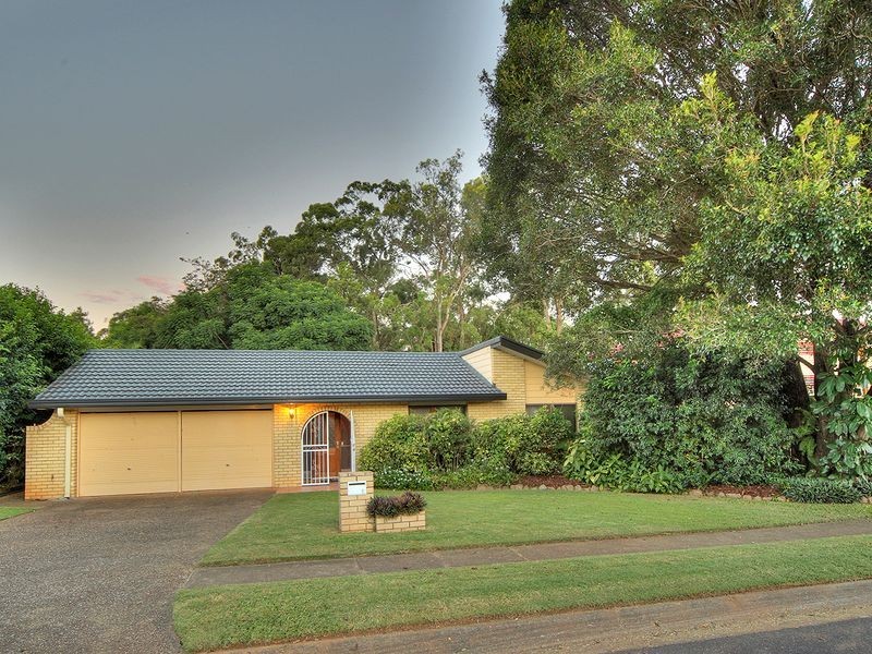12 Ceratonia Street, Sunnybank Hills QLD 4109