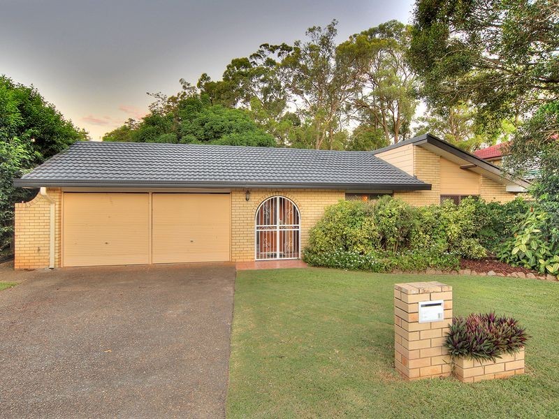 12 Ceratonia Street, Sunnybank Hills QLD 4109