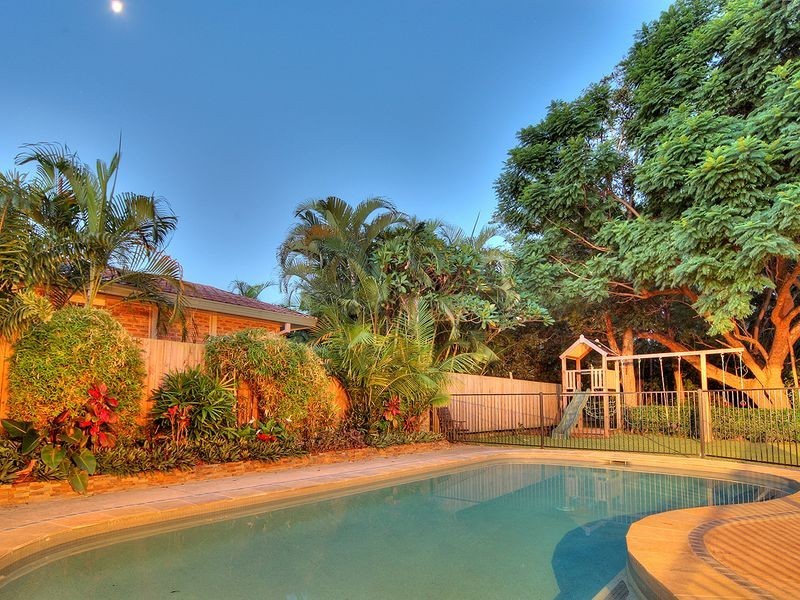 12 Ceratonia Street, Sunnybank Hills QLD 4109