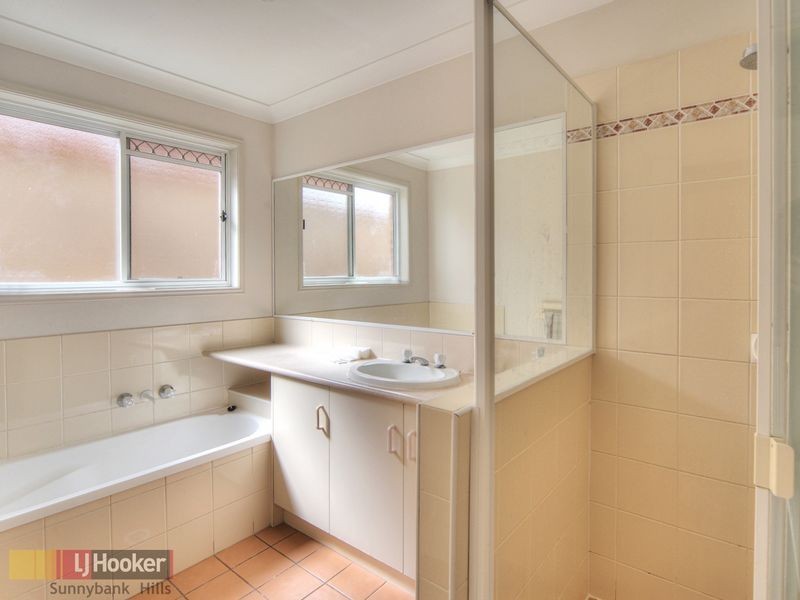 31 Benbek Circuit, Sunnybank Hills QLD 4109