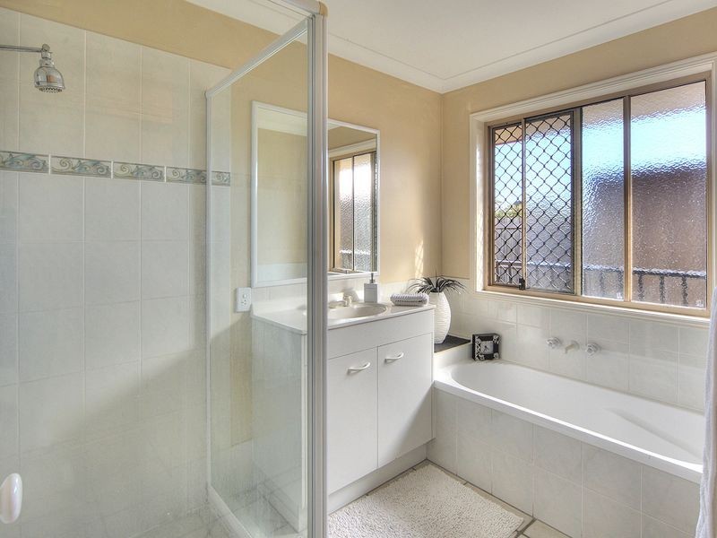 15 Isla Place, Parkinson QLD 4115