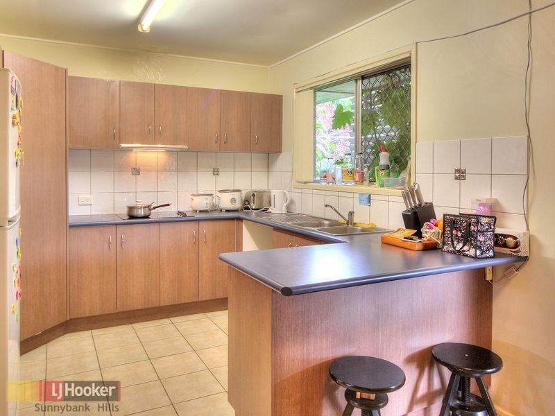 39 Pinelands Road, Sunnybank Hills QLD 4109