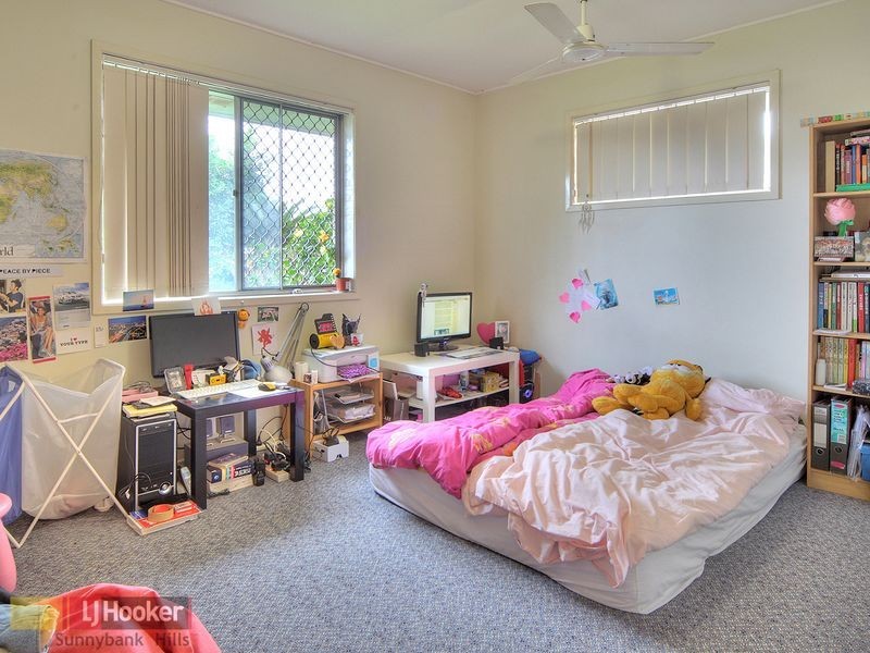 39 Pinelands Road, Sunnybank Hills QLD 4109