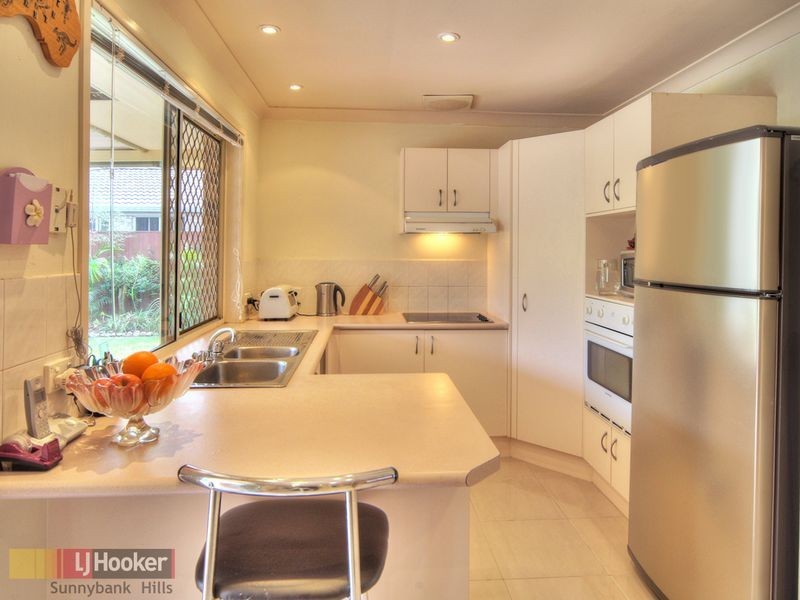 10 Housman Place, Calamvale QLD 4116