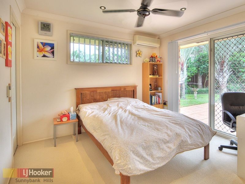 10 Housman Place, Calamvale QLD 4116