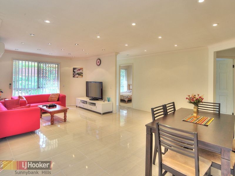 10 Housman Place, Calamvale QLD 4116