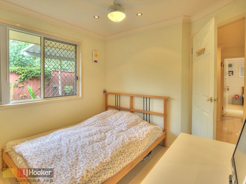 10 Housman Place, Calamvale QLD 4116