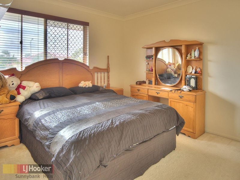 65 Honeysuckle Way, Calamvale QLD 4116