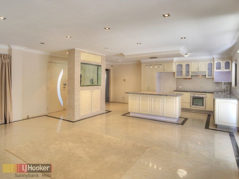 28 Turnmill Street, Macgregor QLD 4109