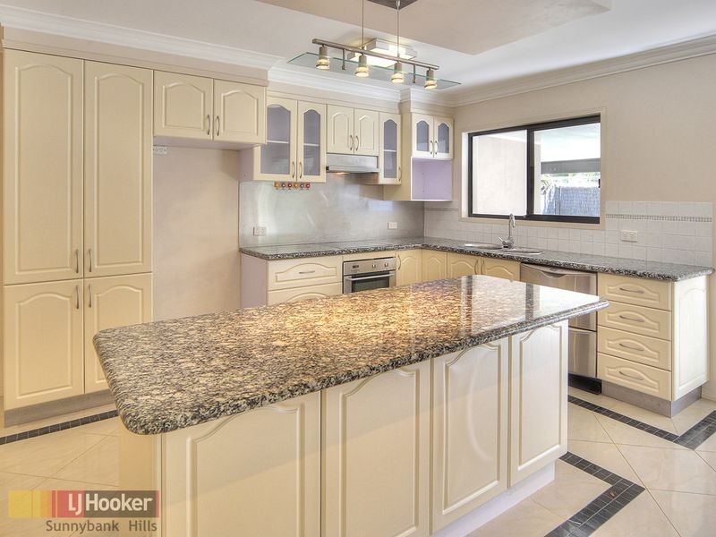 28 Turnmill Street, Macgregor QLD 4109