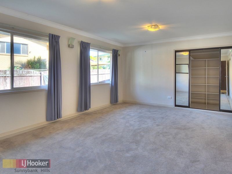 28 Turnmill Street, Macgregor QLD 4109