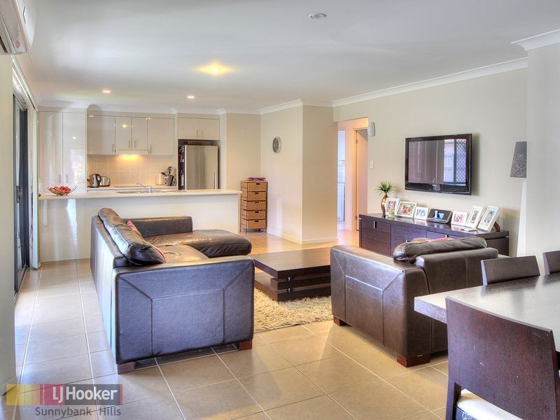 27 Reardon Street, Calamvale QLD 4116