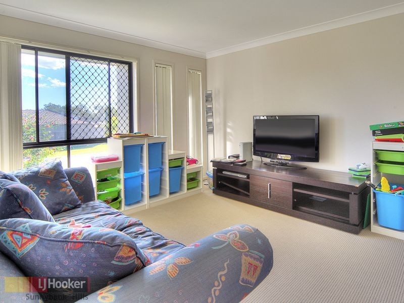 27 Reardon Street, Calamvale QLD 4116