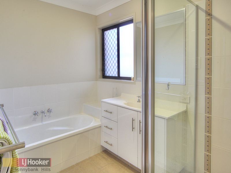 27 Reardon Street, Calamvale QLD 4116
